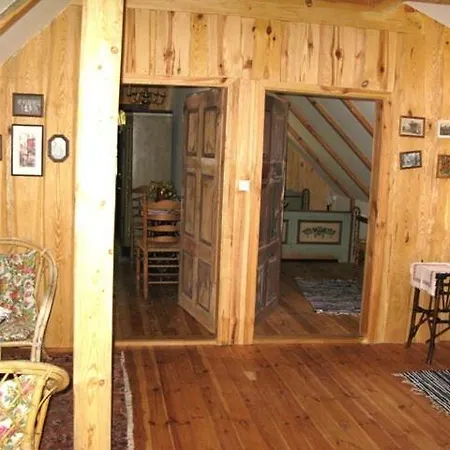 Daire Multidezo Porta - Nepi Muemlek Hazak Az Orsegben