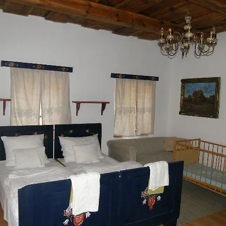 Multidezo Porta - Nepi Muemlek Hazak Az Orsegben Szalafő