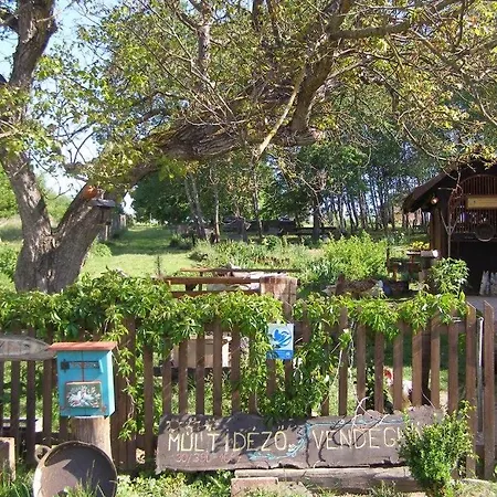 Multidezo Porta - Nepi Muemlek Hazak Az Orsegben Szalafő