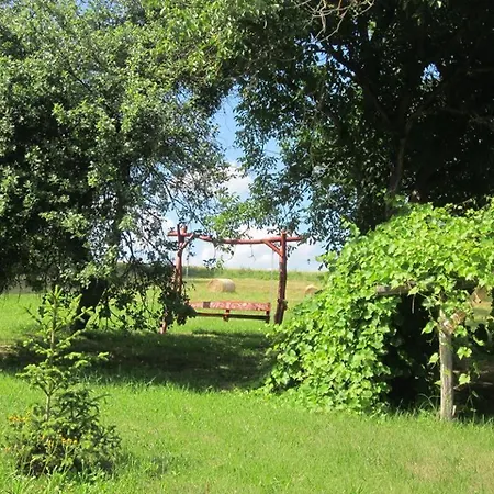 Multidezo Porta - Nepi Muemlek Hazak Az Orsegben Lägenhet *